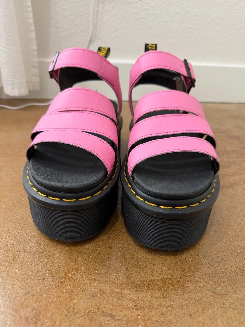 Dr. Martens Blaire Quad Platform Sandals Pink Leather Women’s US 8 EU 39 - Picture 2 of 9